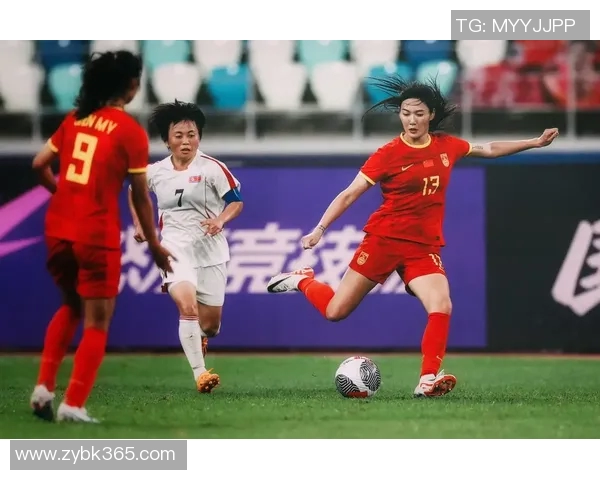 藏族女足明星奋勇拼搏展风采 助力中国足球新篇章